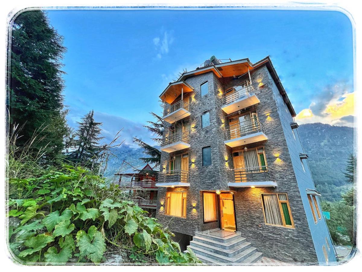 North Deodar Avenue, Manali Exterior photo